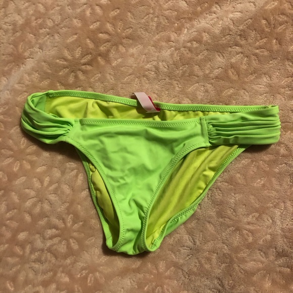 Victoria’s Secret Lime Green Bikini Bottoms - Picture 1 of 3